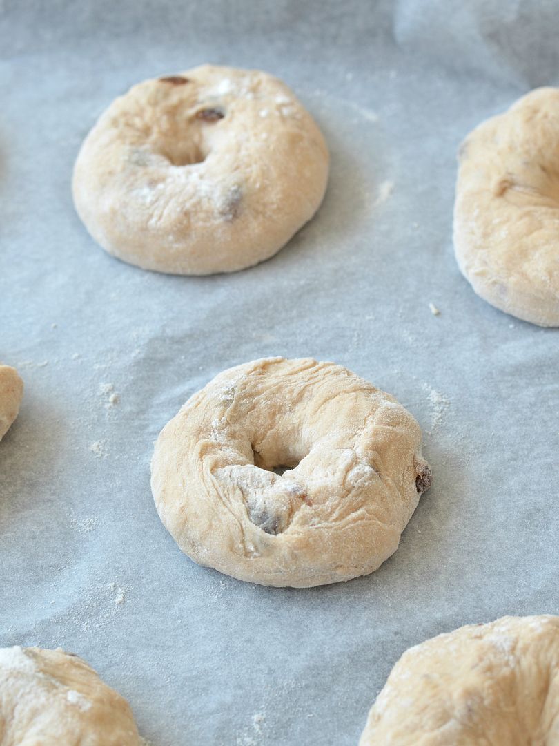 The Crazy Kitchen Cinnamon Raisin Bagels (a bread maker recipe)